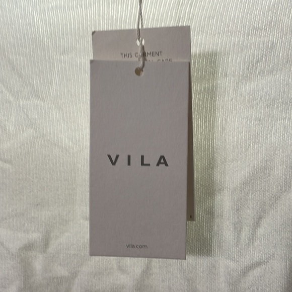 Vila Milano Mock Neck Sweater - Picture 2 of 3